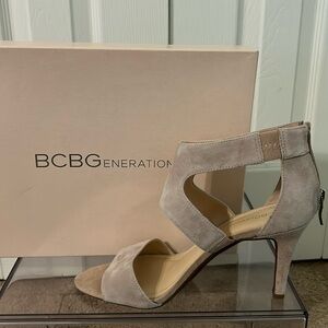 BCBG nude suede heels